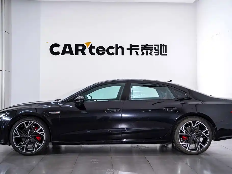 Audi A7L 2025 2024 45 TFSI quattro Black Warrior Edition