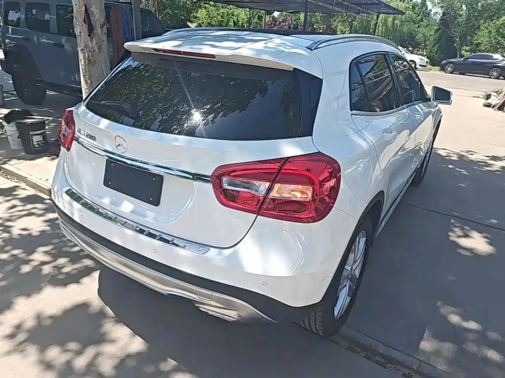 Mercedes-Benz GLA 2016 GLA 200 Dynamic фото 7
