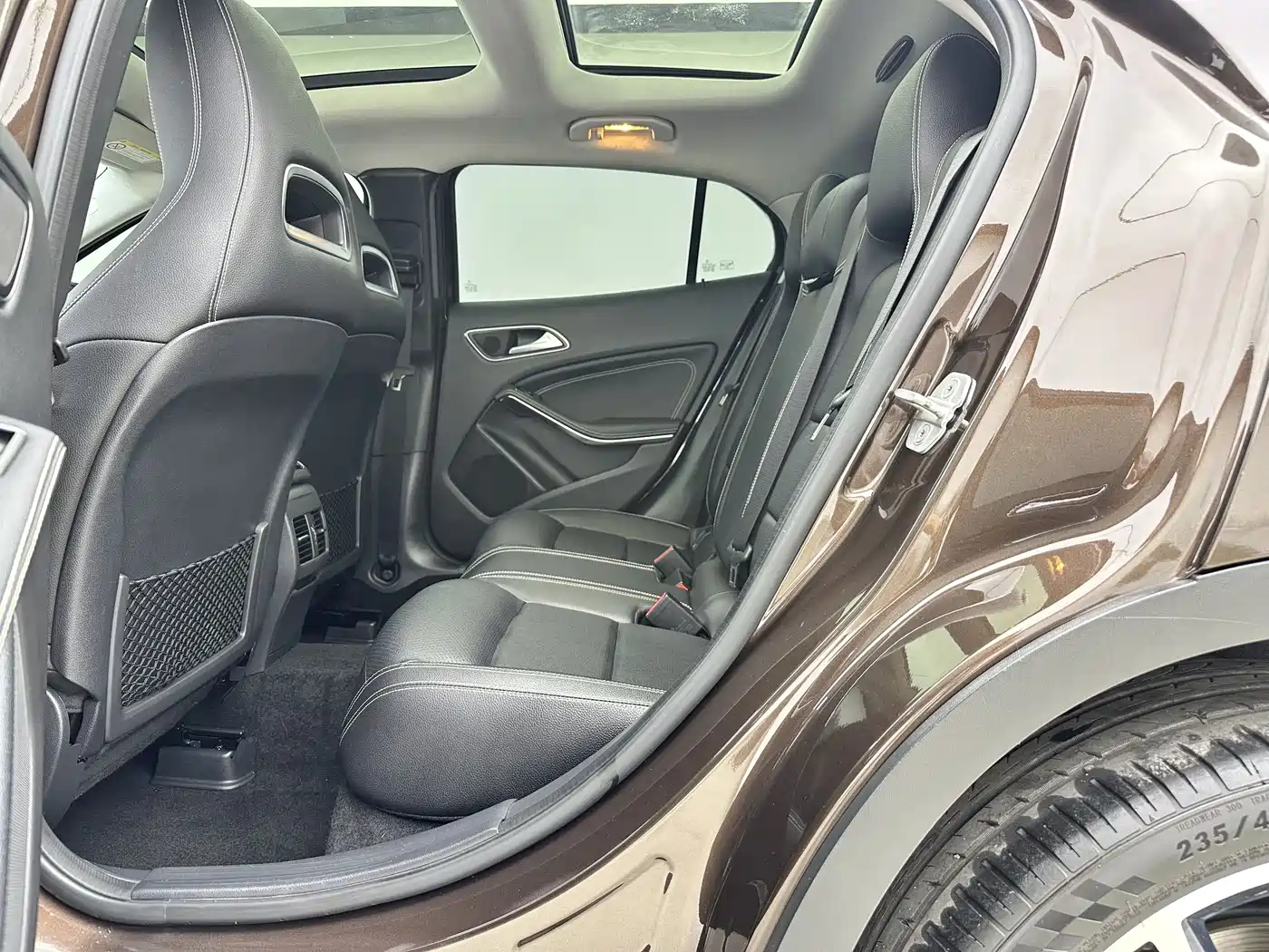 Mercedes-Benz GLA 2017 GLA 220 4MATIC Fashion фото 13