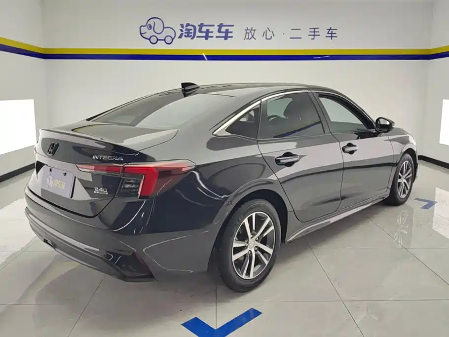 Honda Integra 2024 2023 240TURBO CVT Leading Edition