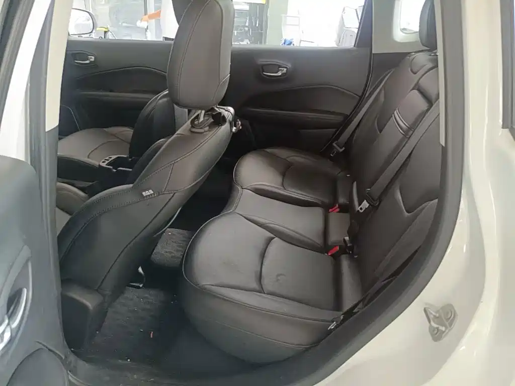 Jeep Compass 2020 2019 220T Automatic Family Edition