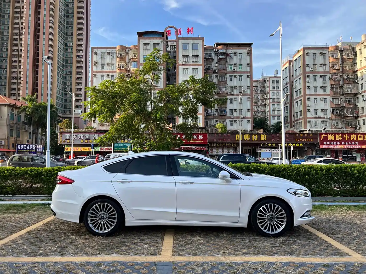 Photo 7 - Ford Mondeo