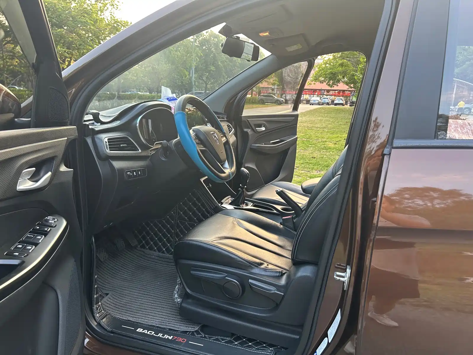 Photo 8 - Baojun 730