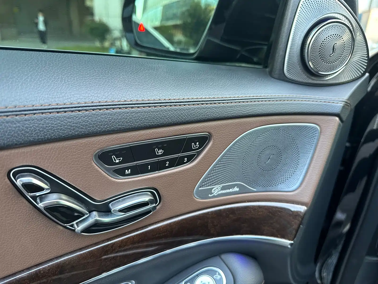 Photo 9 - Mercedes-Benz S-Class