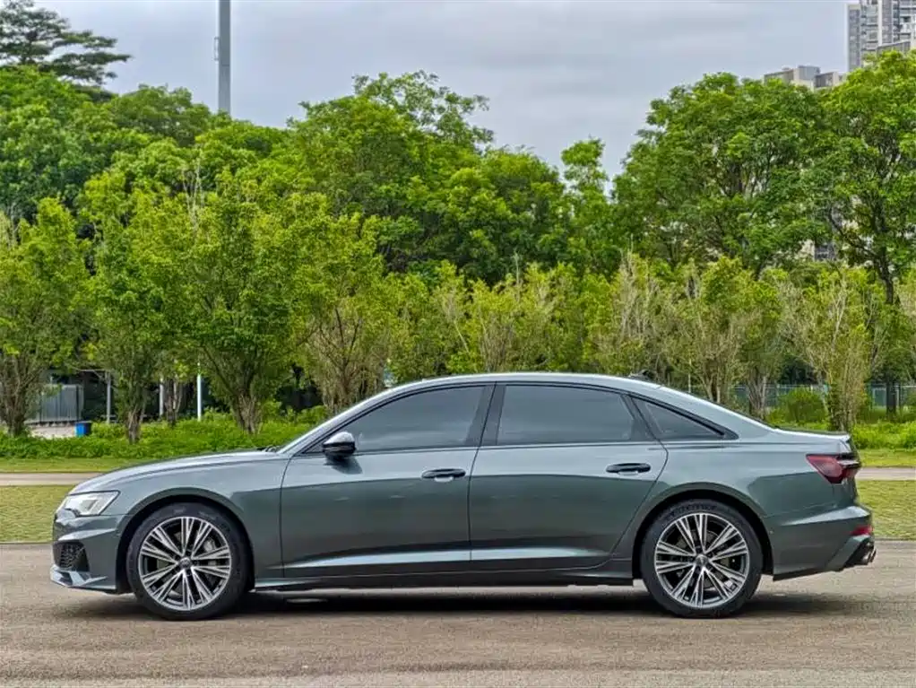 Audi A6L 2019 55 TFSI quattro Exclusive Dynamic фото 13