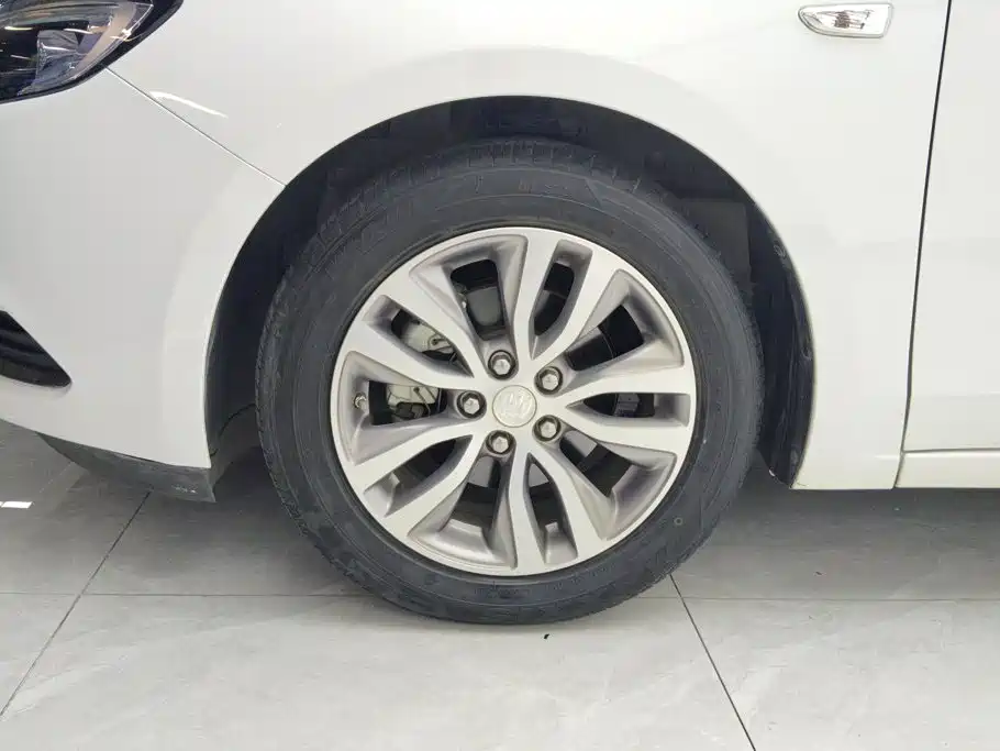 Photo 6 - Buick Excelle