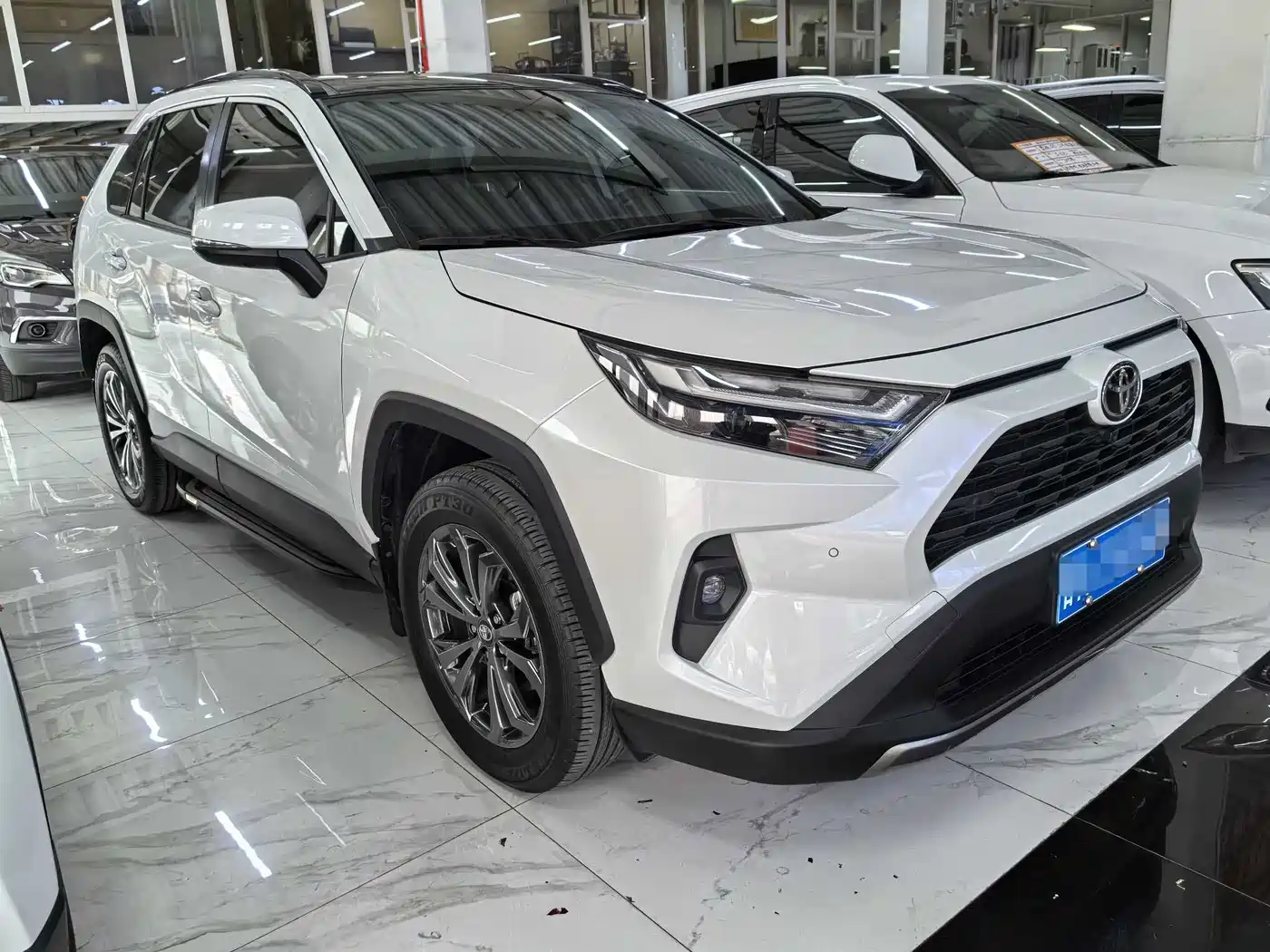 Toyota RAV4 Rongfang 2024 2.0L CVT FWD Style Plus Edition фото 3