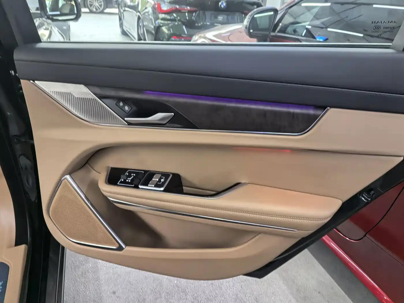 Jaguar XFL 2025 2025 2.0T P250 FWD Luxury Edition
