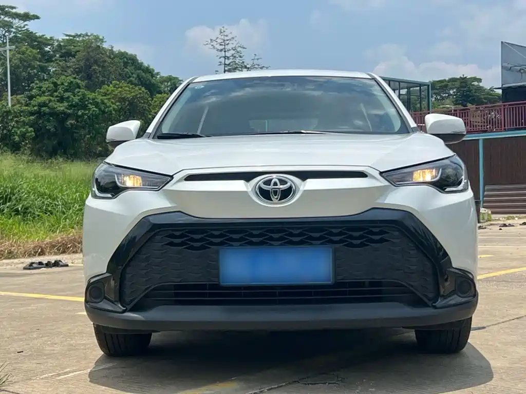 Toyota Frontlander 2025 2024 2.0L CVT Elite Plus Edition