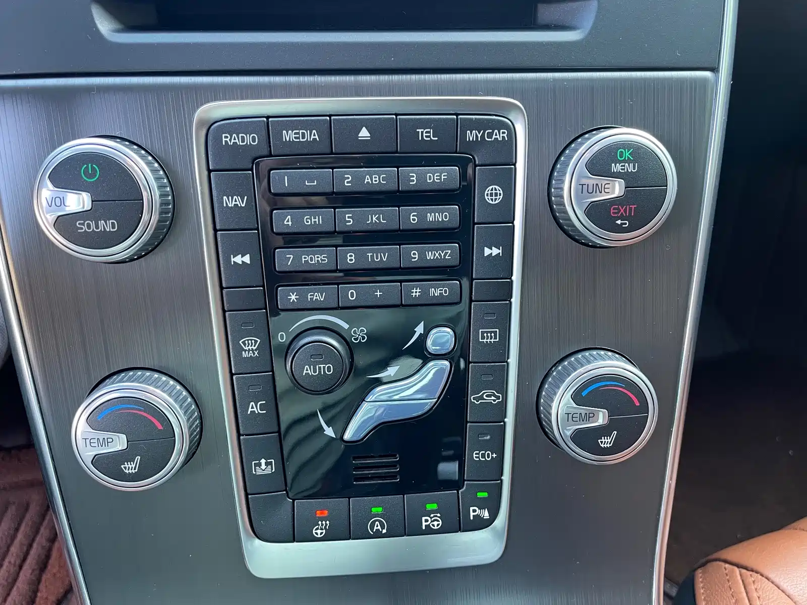 Photo 11 - Volvo S60