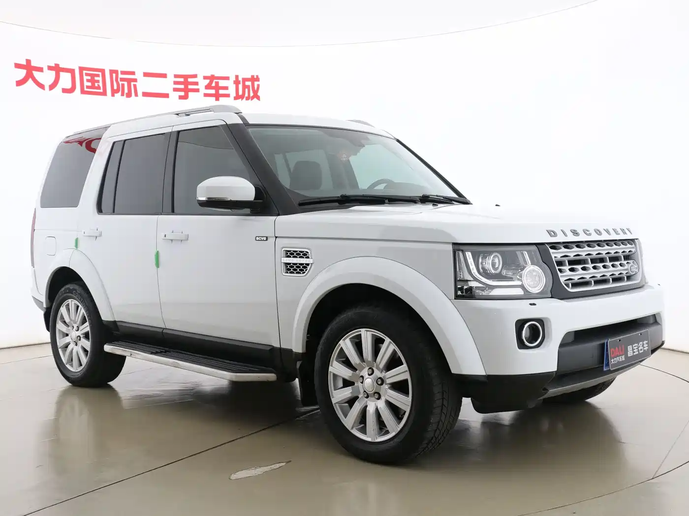 Land Rover Discovery 2015 3.0 SC V6 HSE фото 2
