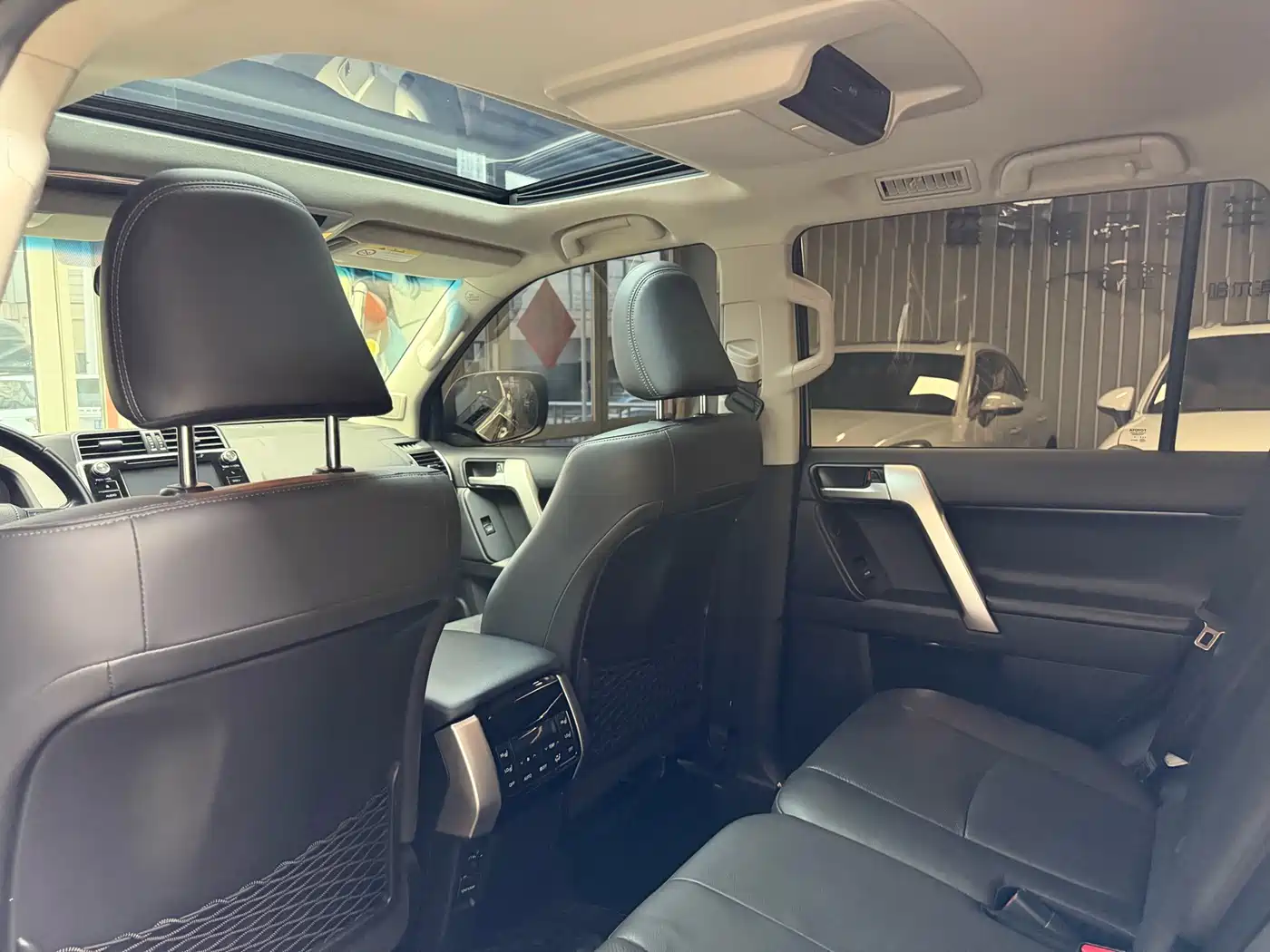 Toyota Prado 2018 3.5L Automatic TX-L NAVI Rear-mounted Spare Tire фото 19