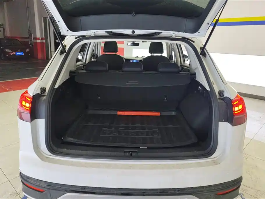 Volkswagen Tayron 2020 330TSI 2WD Luxury Smart Edition фото 4