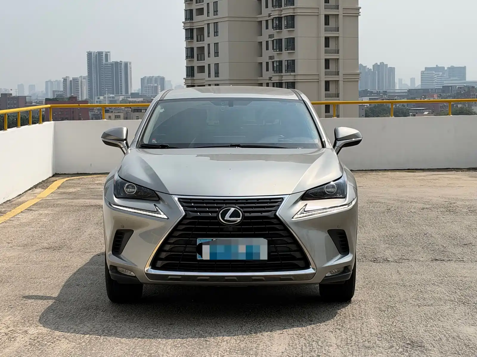 Фото 2 - Lexus NX