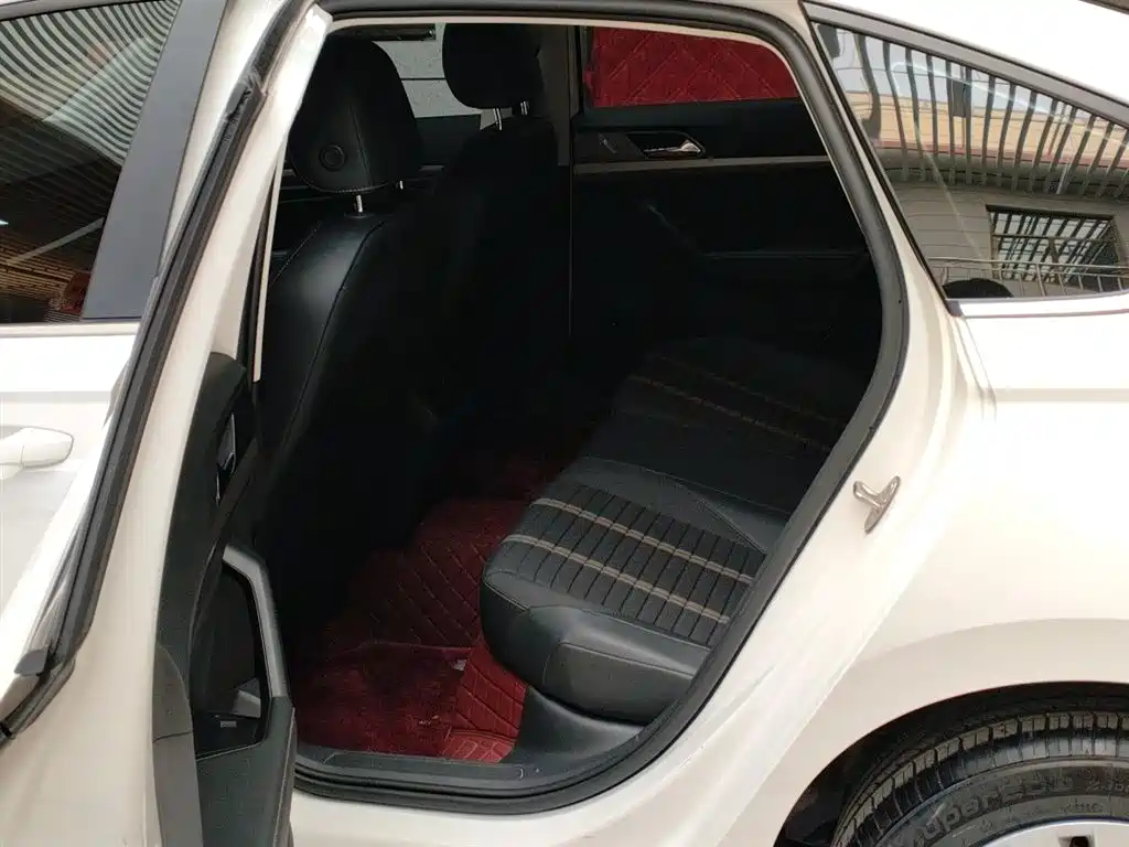 Volkswagen Lavida 2022 280TSI DSG Comfort Edition фото 18