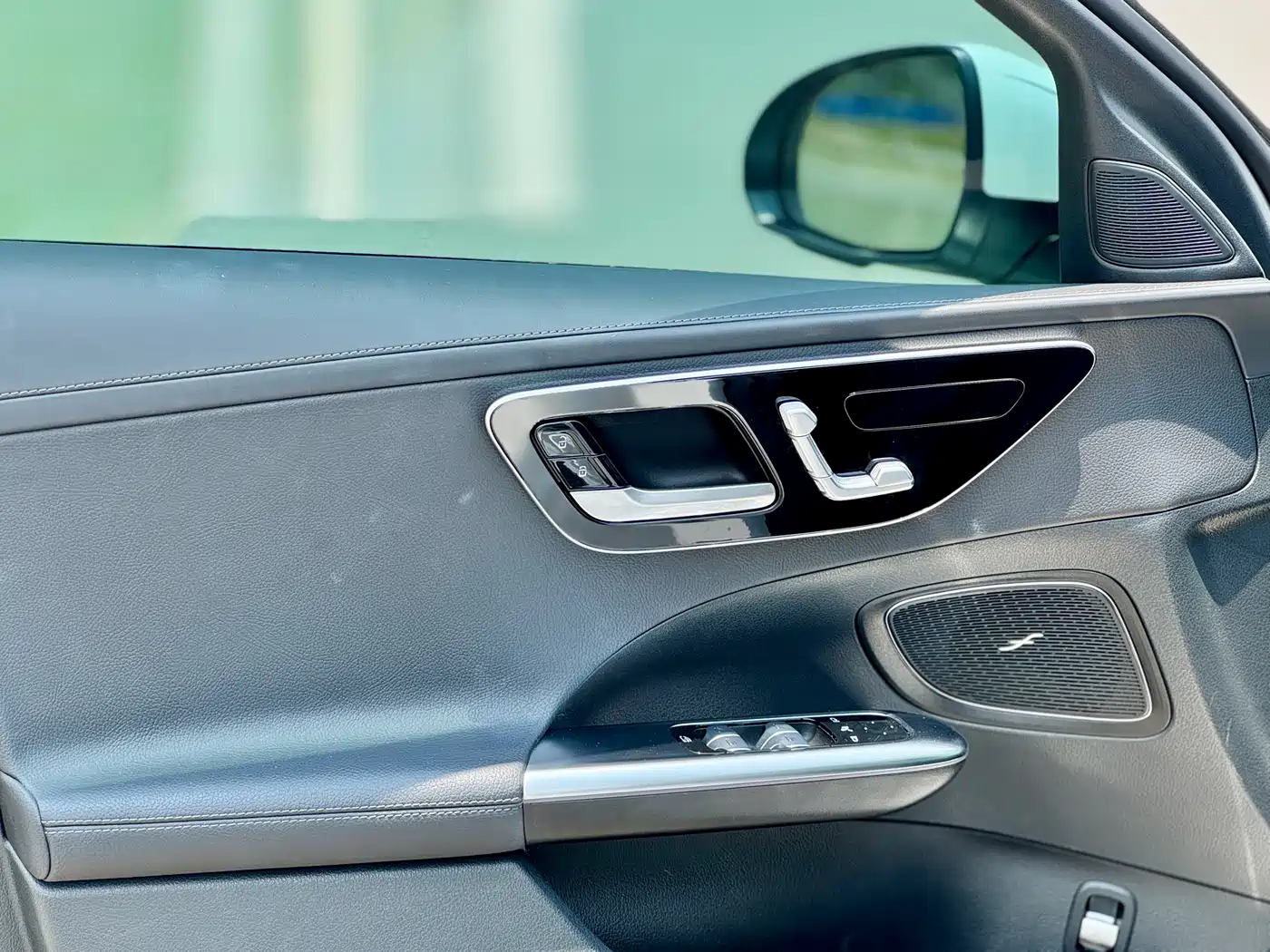 Mercedes-Benz C-Class 2024 Facelift C 260 L Sport фото 16