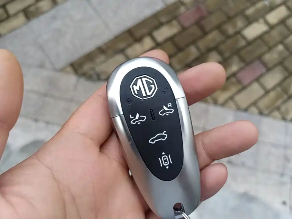 MG Cyberster 2026 2024 580km Transcendent Edition