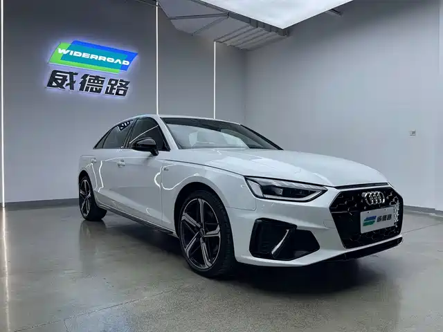 Audi A4L 2024 40 TFSI Luxury Dynamic — фото 3