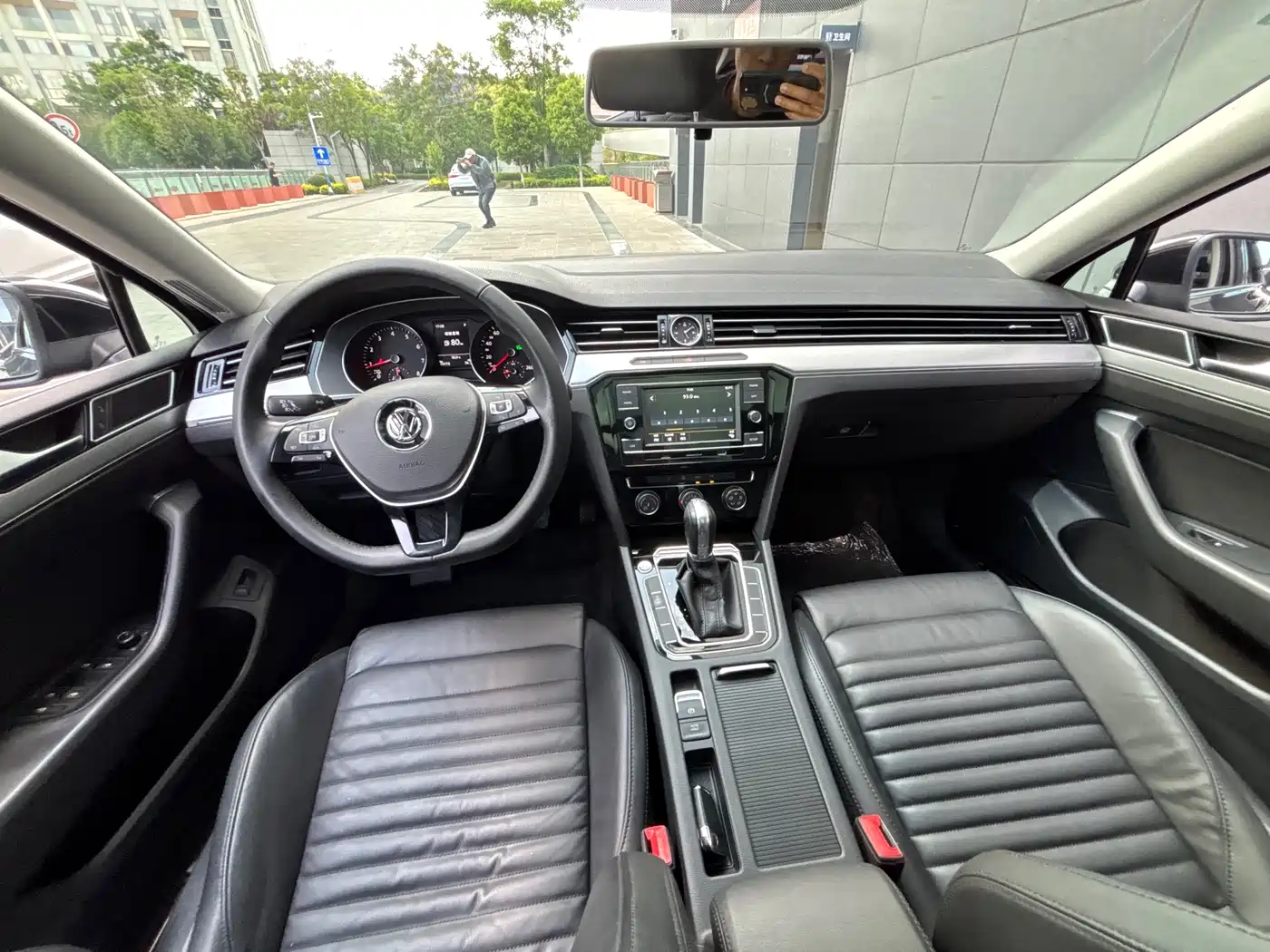 Volkswagen Magotan 2018 330TSI DSG Leading фото 15