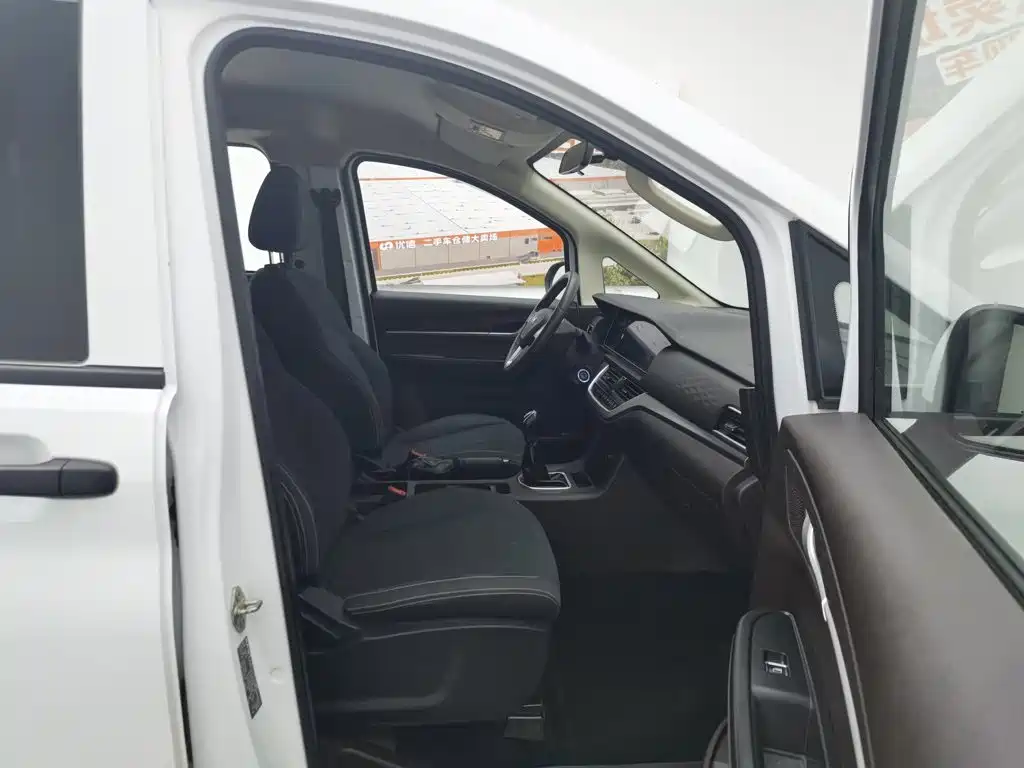 BAW (Beijing Automobile Works) Ruisheng Ace M7 2024 2024 2.0L Long Wheelbase Wealth Creation 7-seater