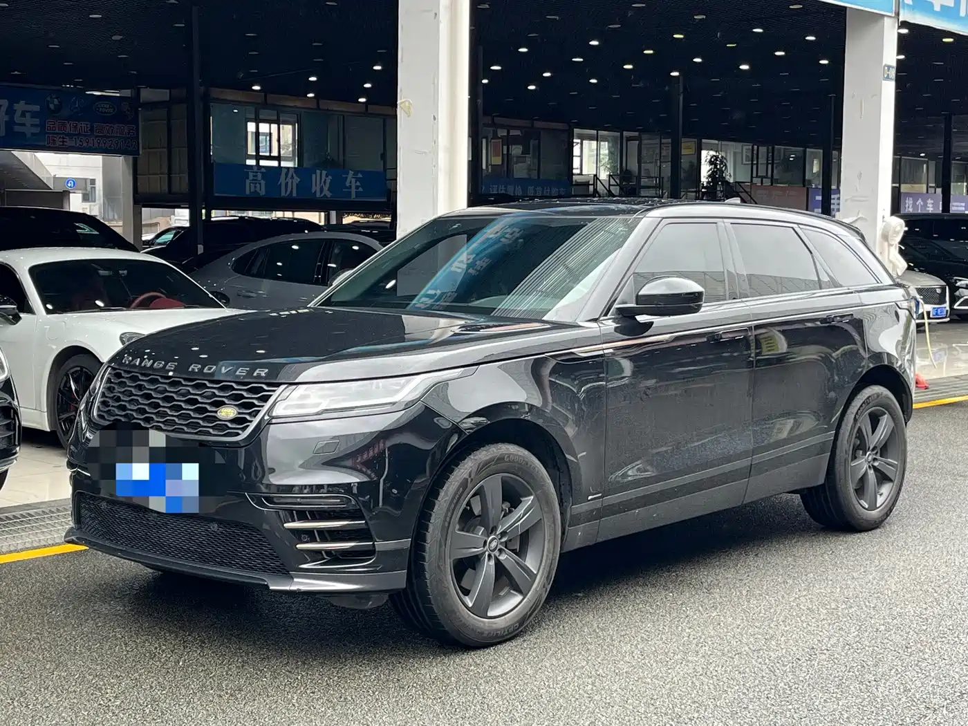 Фото 1 - Land Rover Range Rover Velar