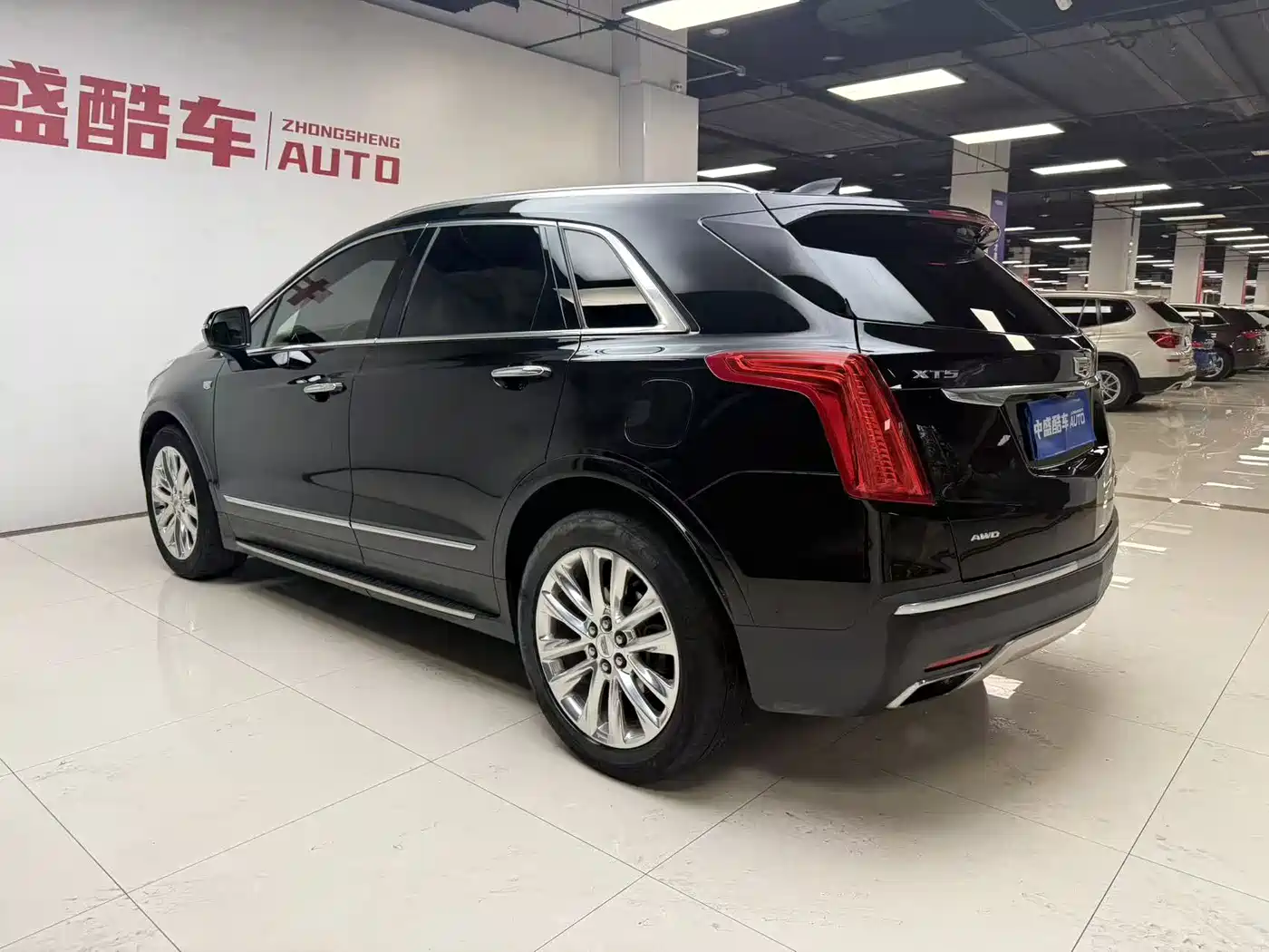 Cadillac XT5 2018 28E 4WD Platinum Edition фото 14