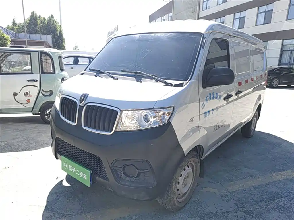 Jinbei Little Sea Lion X30 2023 1.5L Super Comfort Van 2/5 Seats Non-AC SWC15M