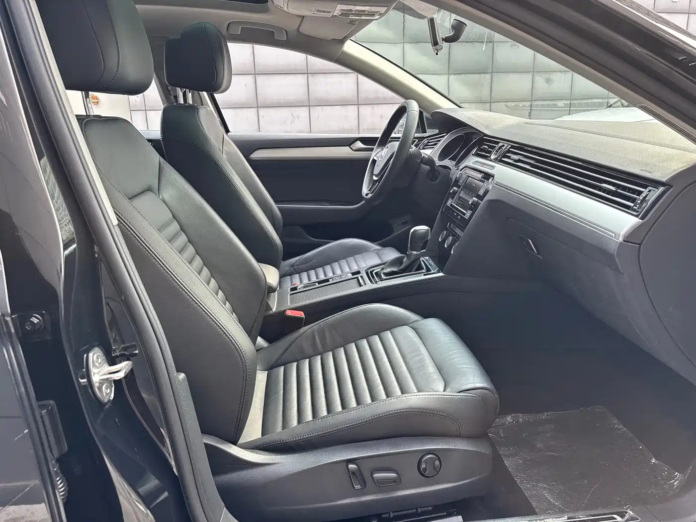 Volkswagen Magotan 2018 330TSI DSG Leading фото 24