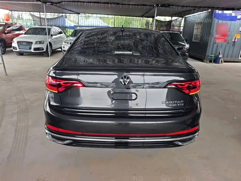 Volkswagen Sagitar 2023 300TSI DSG Excellence Edition фото 6