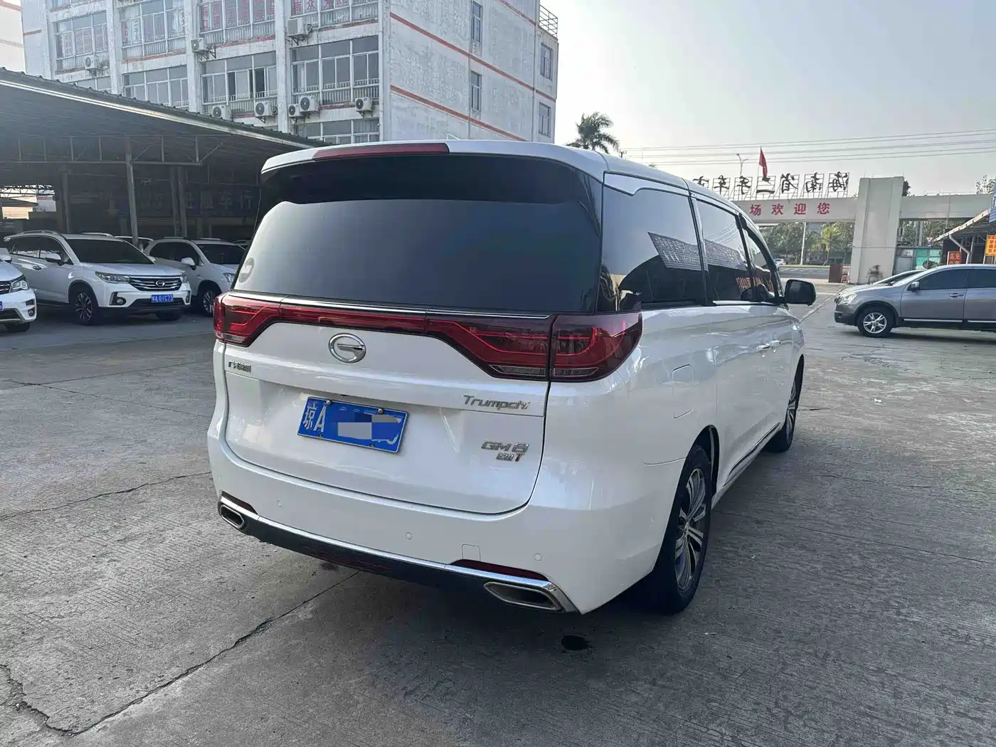 GAC Trumpchi Trumpchi M8 2018 320T Flagship Edition фото 5