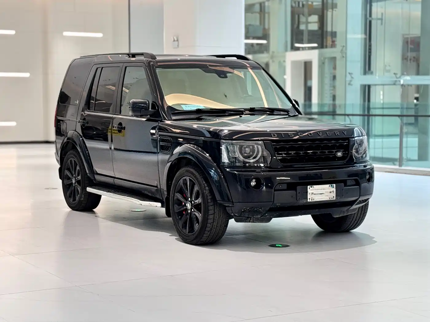 Land Rover Discovery 2012 3.0 SDV6 HSE Diesel фото 3