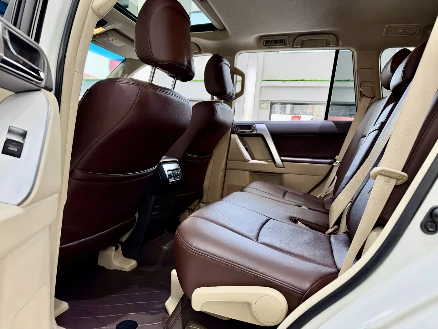 Toyota Prado 2018 3.5L Auto SX фото 14