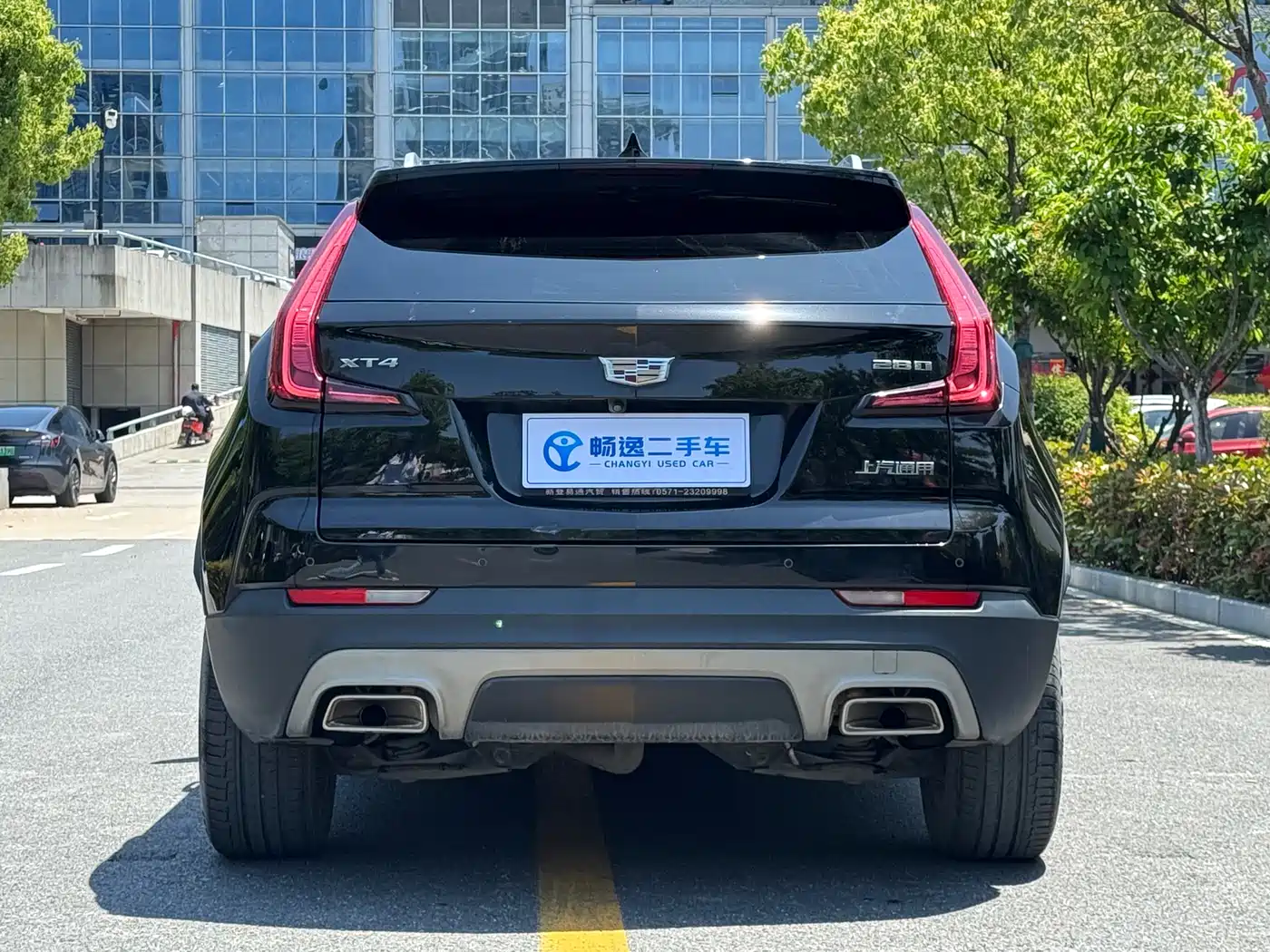 Cadillac XT4 2021 28T FWD Premium Edition фото 5