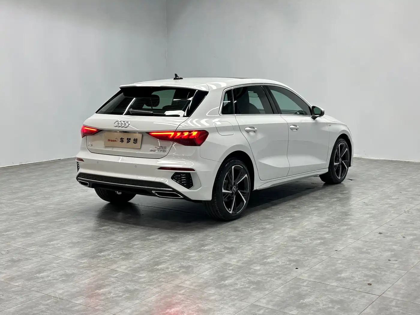 Audi A3 2024 Model Sportback 35 TFSI Fashion Sport фото 4