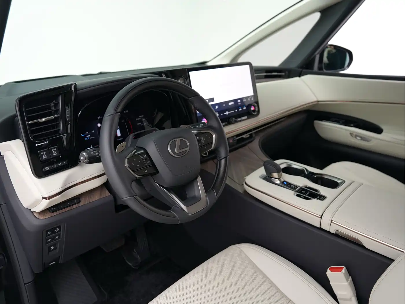Lexus LM 2026 2025 Model 500h Six-Seater Prestige Edition