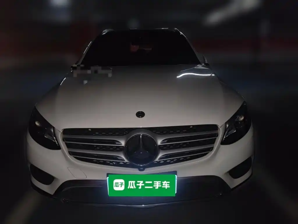 Фото 2 - Mercedes-Benz GLC