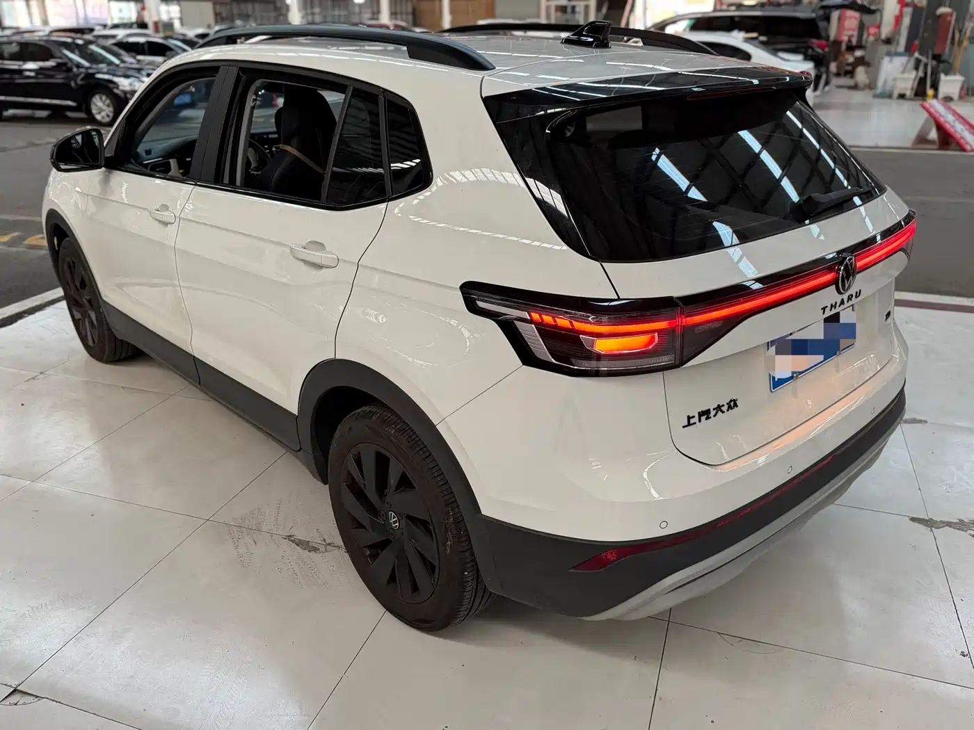 Volkswagen Tharu, миниатюра 13