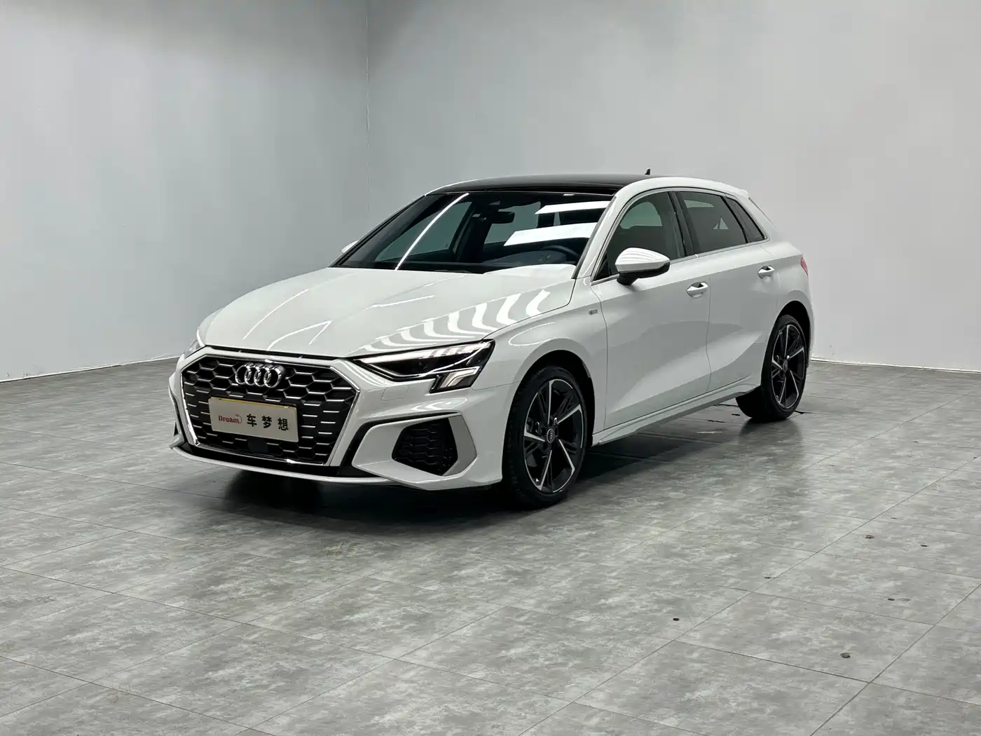 Audi A3 2024 Model Sportback 35 TFSI Fashion Sport