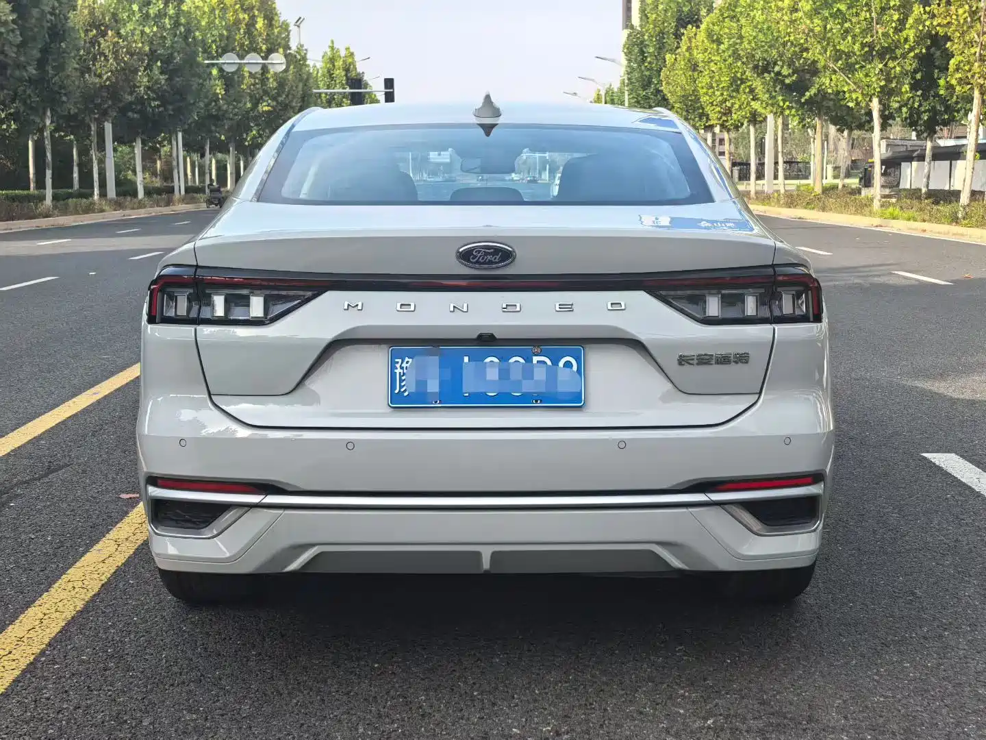 Фото 7 - Ford Mondeo
