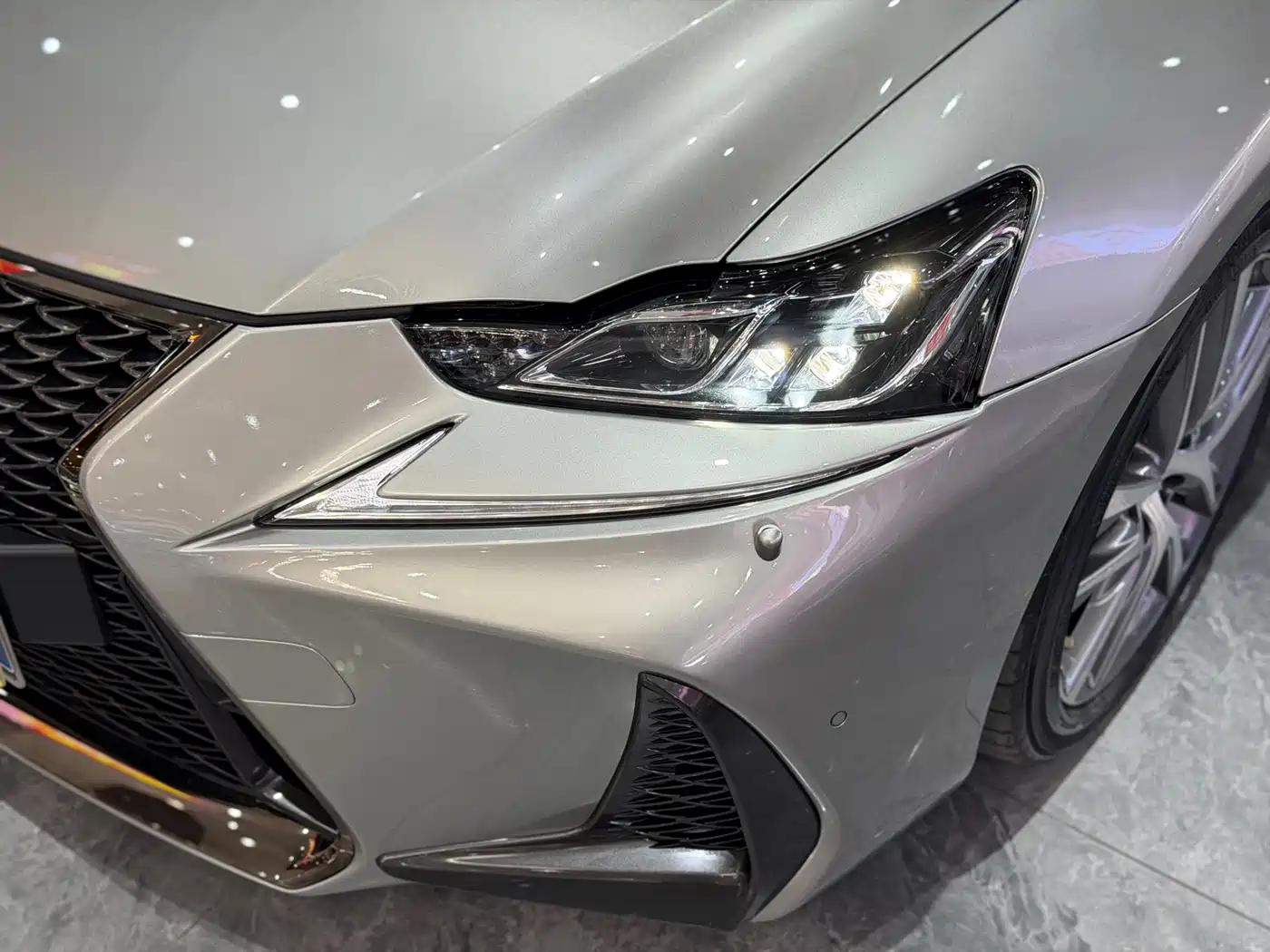 Lexus IS 2017 300 F SPORT фото 4