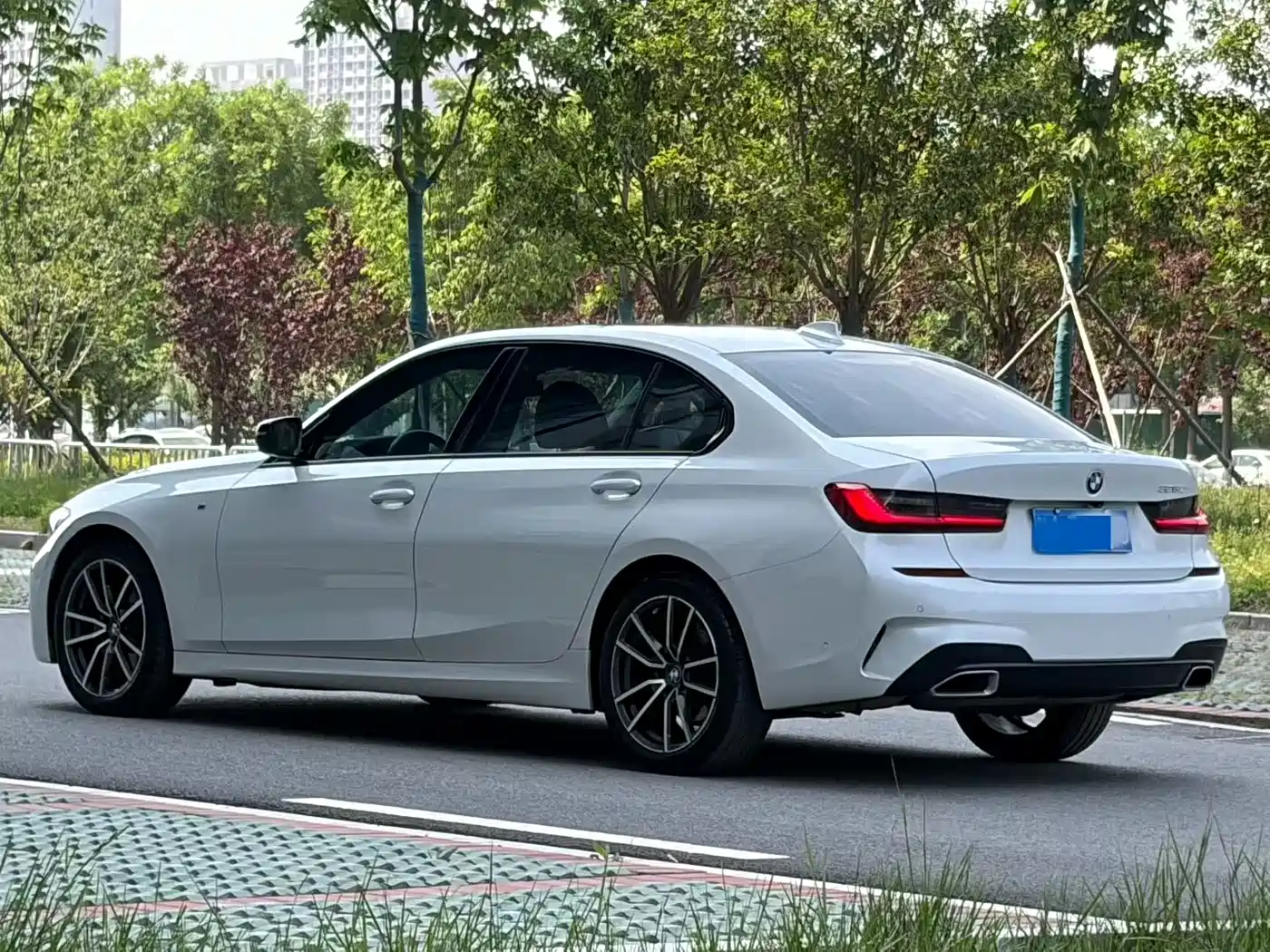 BMW 3 Series 2020 325Li M Sport Package фото 4