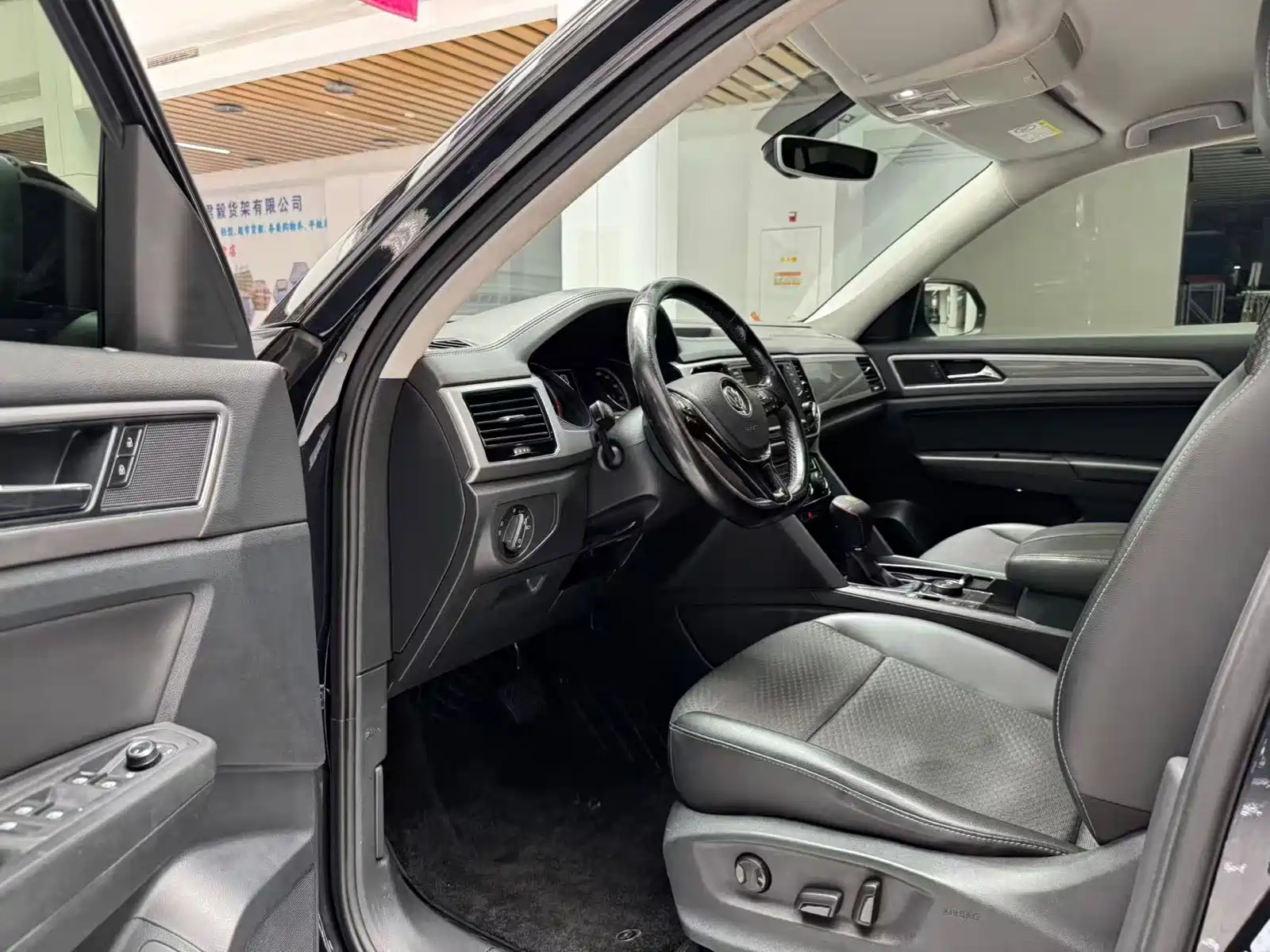Фото 9 - Volkswagen Teramont