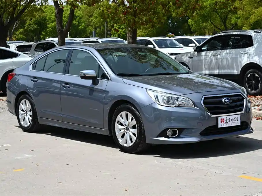 Subaru Legacy 2016 2.5i AWD Trend Edition фото 8