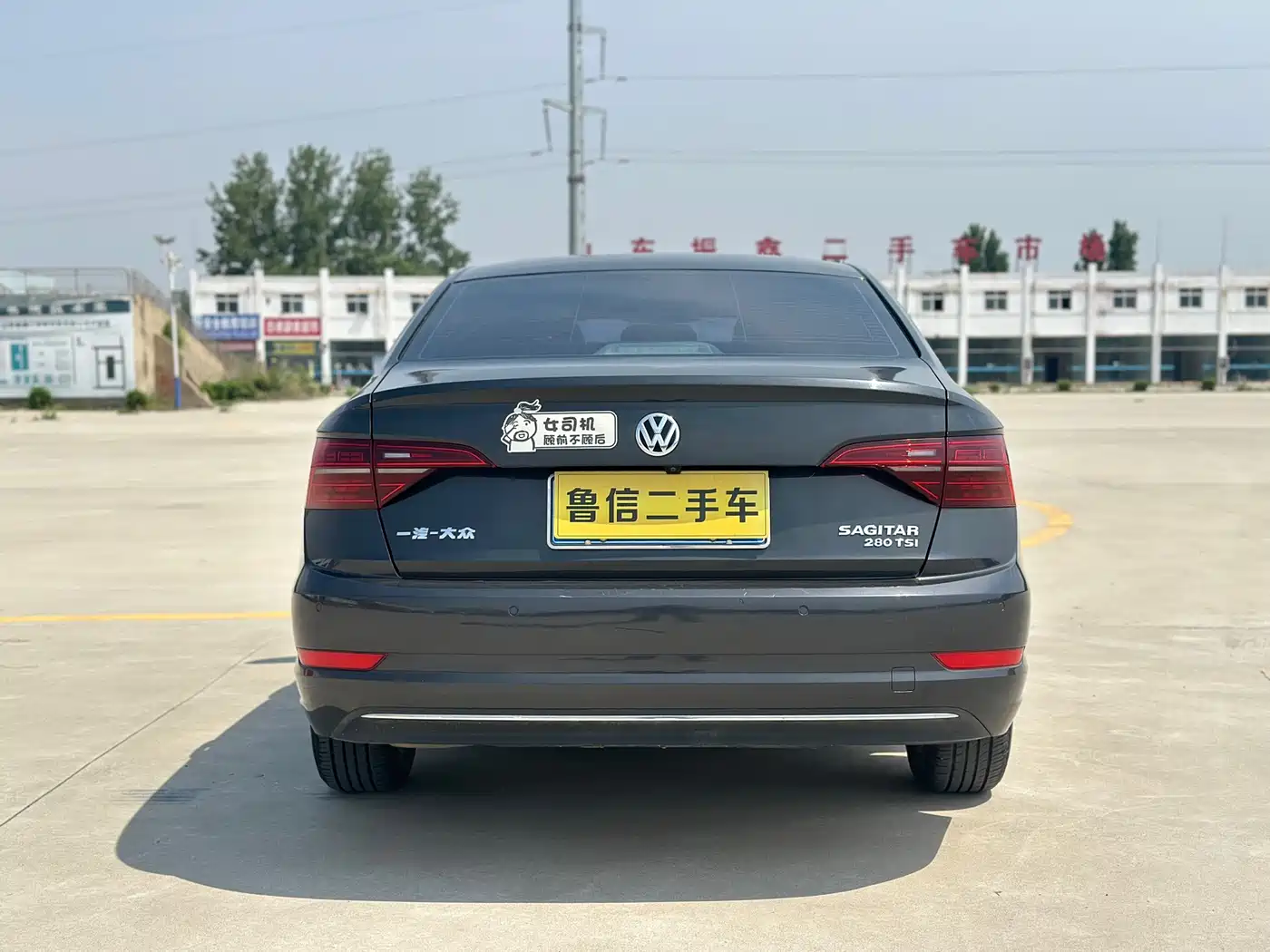 VOLKSWAGEN SAGITAR