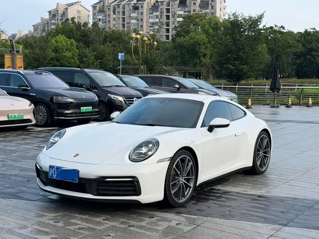 Porsche 911 2025 2023 Carrera 3.0T