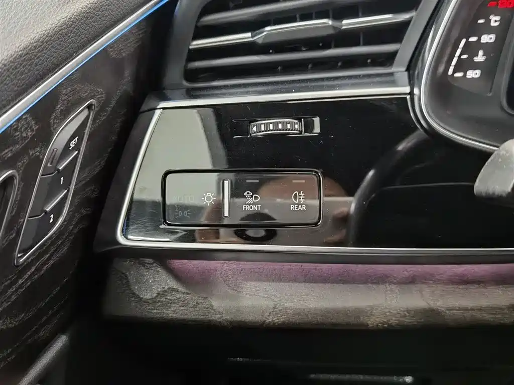 Audi Q7 2020 55 TFSI quattro S line Sport фото 21