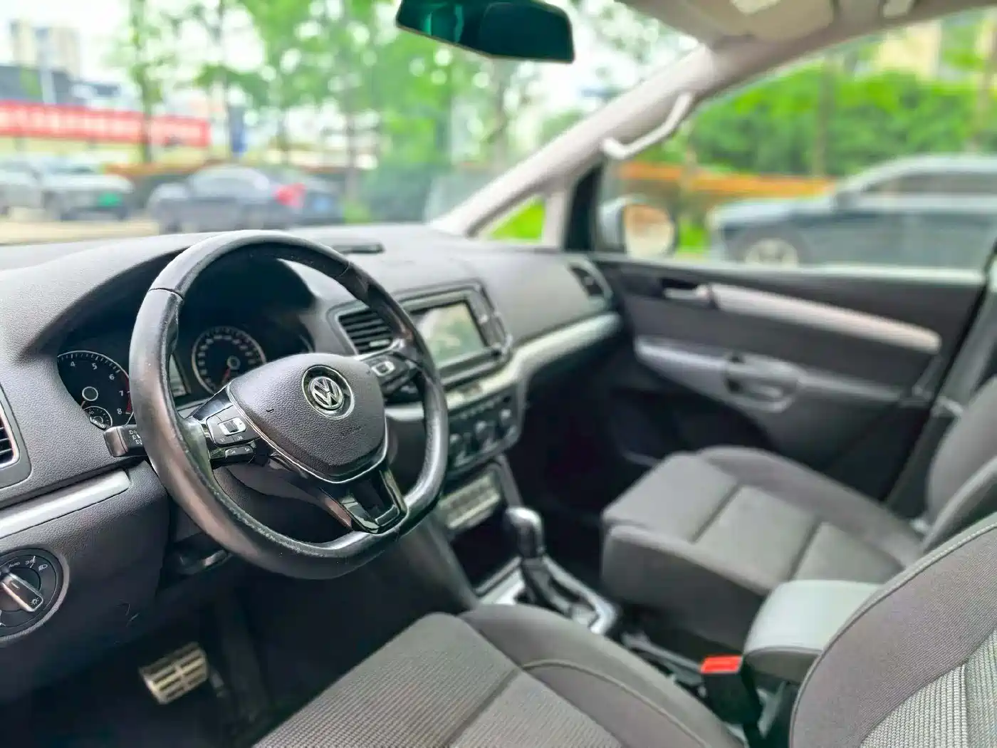 Volkswagen Sharan 2018 2016 380TSI Comfort 7-seater