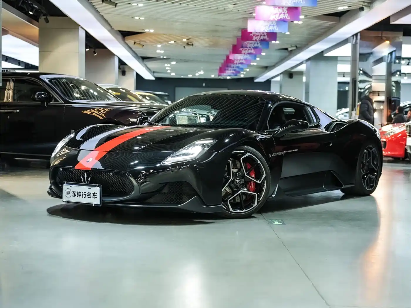 Maserati MC20 2020 3.0T Standard Edition фото 2