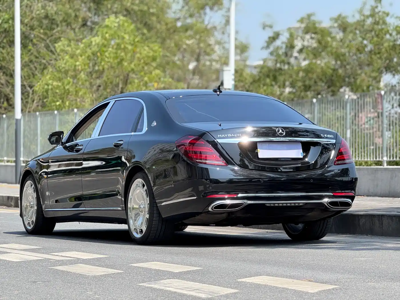 Mercedes-Benz Maybach S-Class 2018 Model S 680 фото 4
