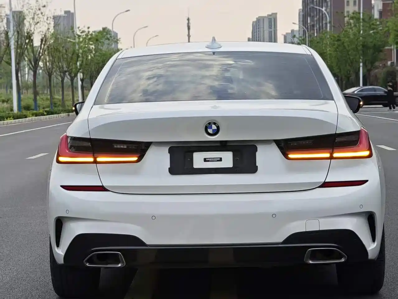 BMW 3 Series 2022 325i M Sport Package фото 5